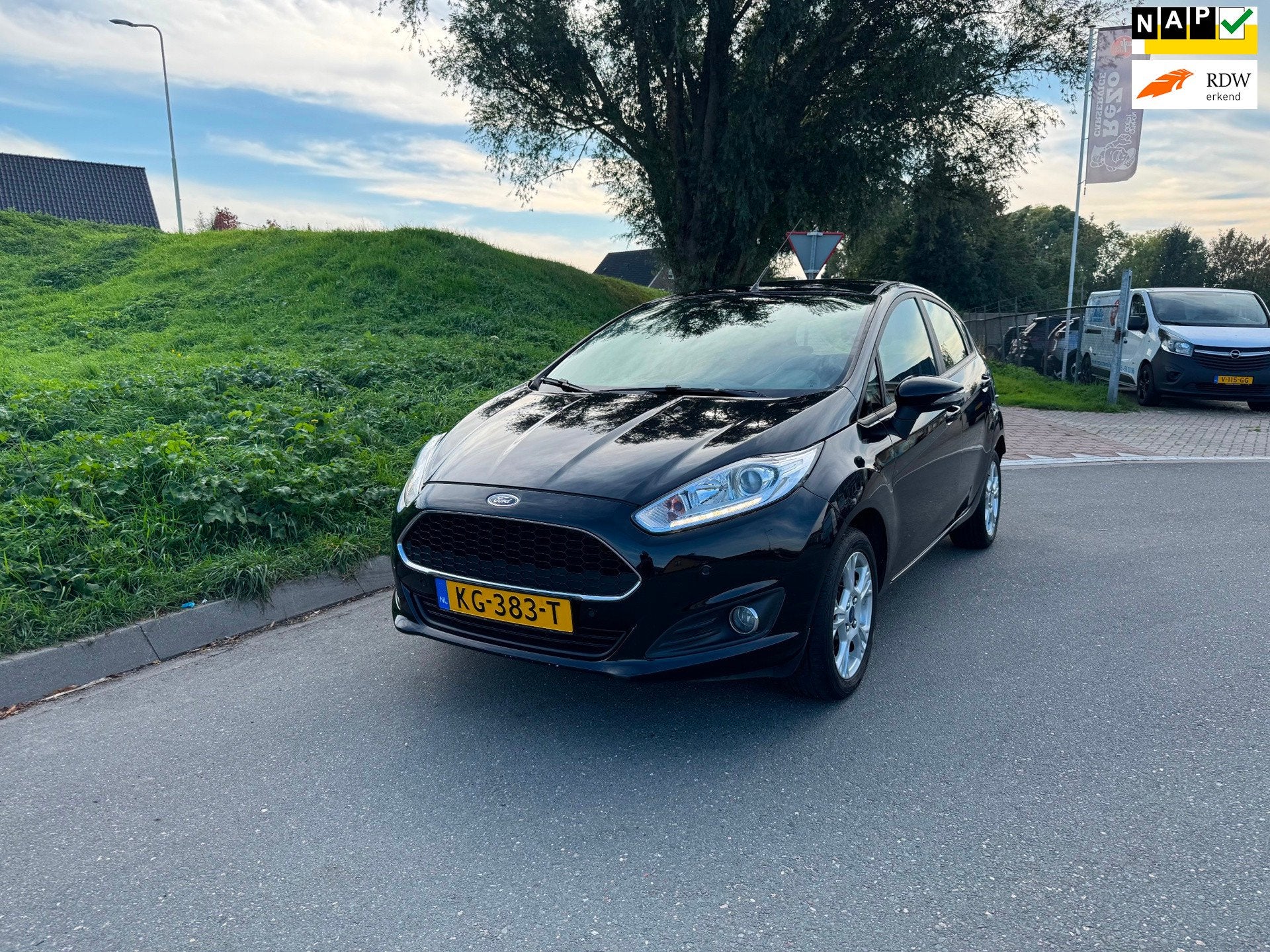 Ford Fiesta 1.0 Style Ultimate nieuwe Distributieriem, Auto's, Voorwielaandrijving, Dealer onderhouden, Euro 6, 525 kg