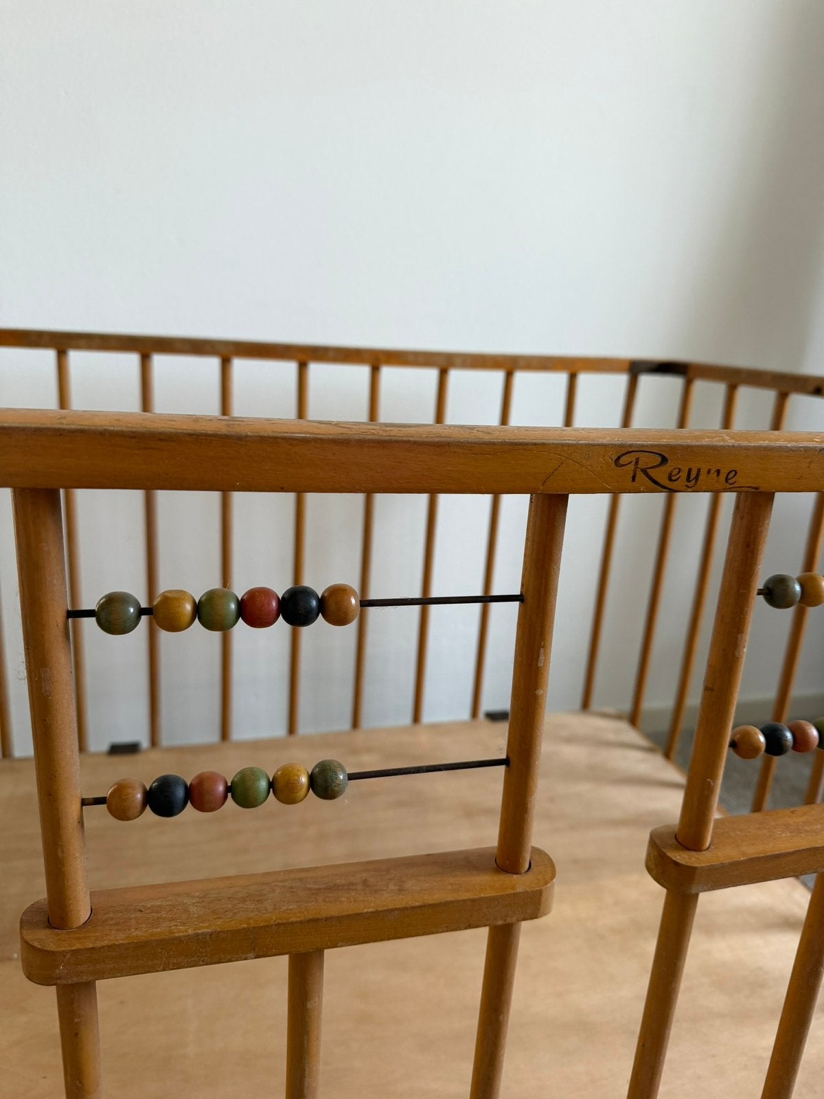 Vintage houten babybox, Ophalen, Gebruikt