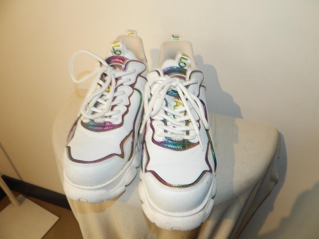 Buffalo stoere sneakers wit met regenboog accenten 41, Verzenden, Wit, Buffalo, Sneakers of Gympen