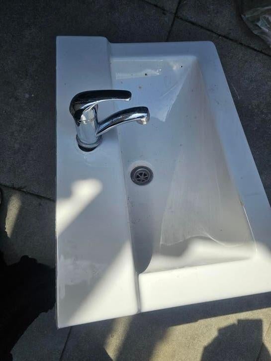 Wastafel met kraan,60 bij 40 cm, Ophalen of Verzenden