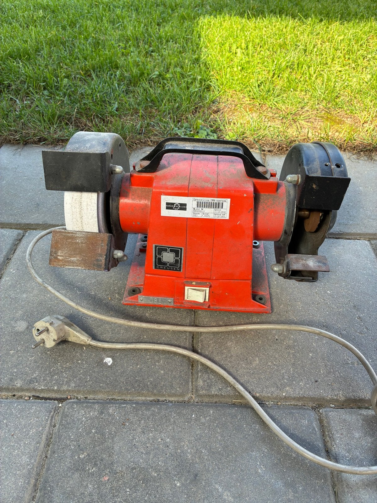 Creusen Werkslijpmachine DS 2150 FS - 300 Watt, Doe-het-zelf en Verbouw, Ophalen of Verzenden, Gebruikt, Minder dan 700 watt, Werkbankslijpmachine