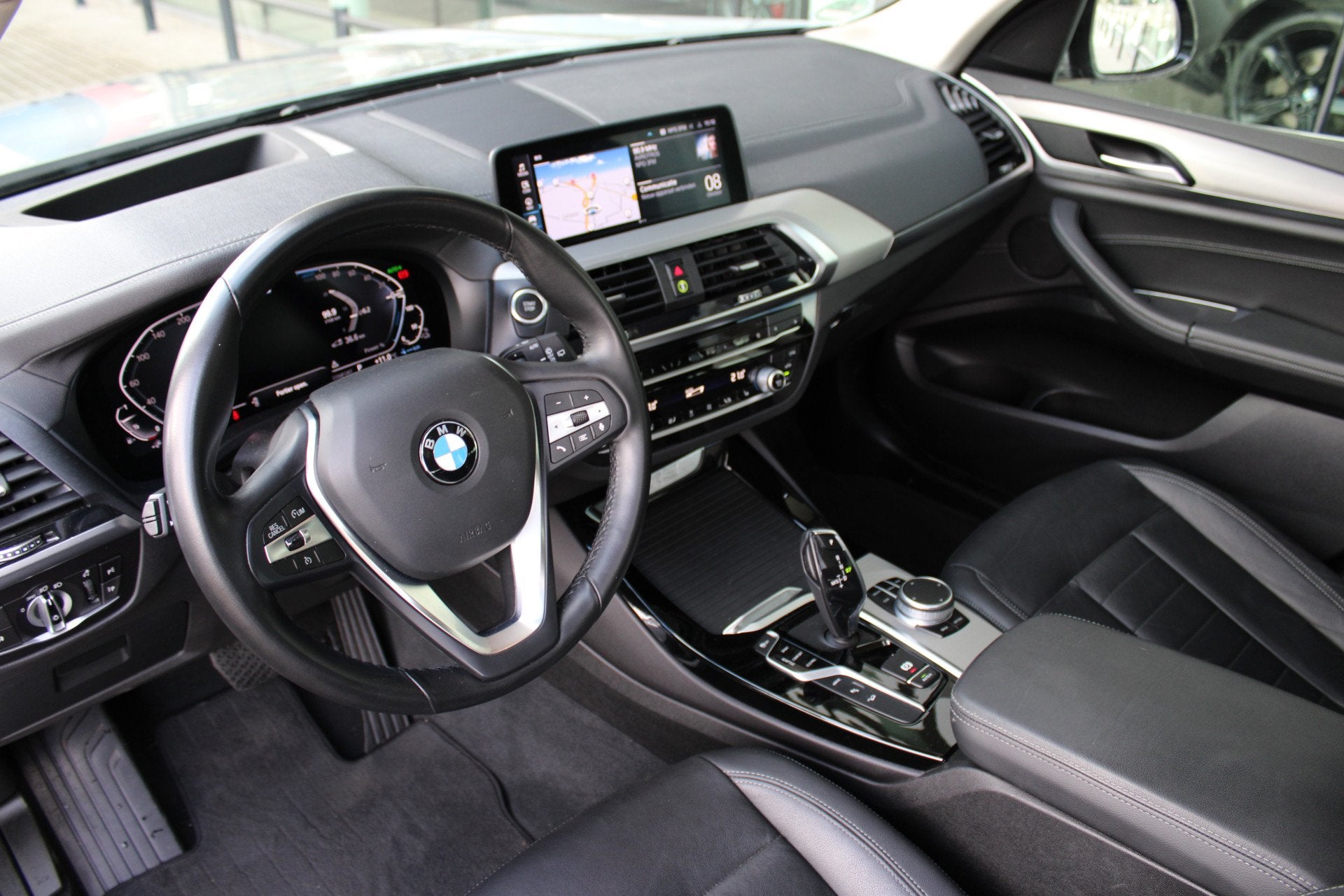 BMW X3 xDrive30e Automaat / Trekhaak / Panoramadak / Comfort, Auto's, Gebruikt, 4 cilinders, Leder, Bedrijf