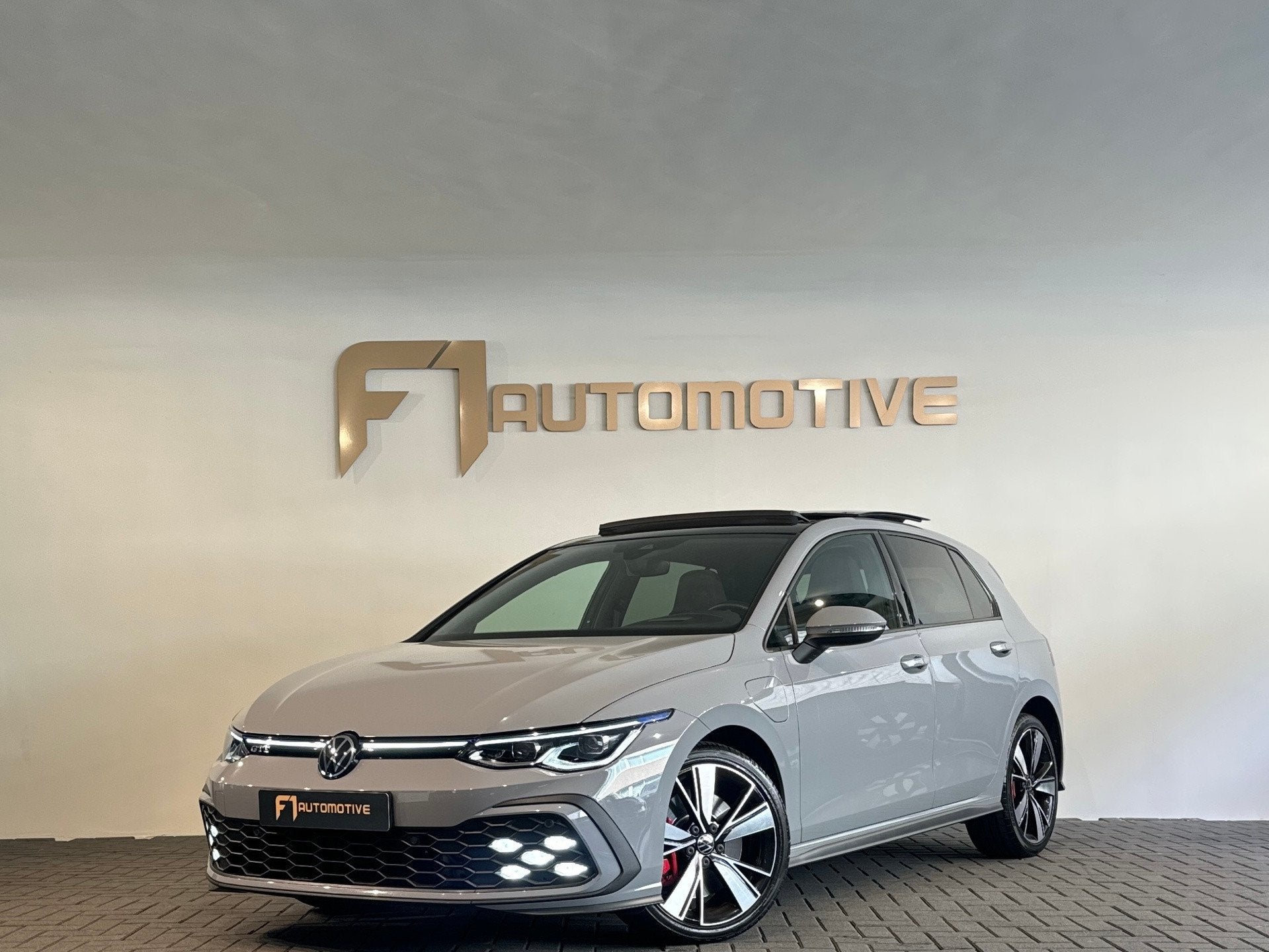 Volkswagen Golf 1.4 eHybrid GTE Pano|HuD|Acc|Camera|Sfeer|La, Gebruikt, Euro 6, 4 cilinders, Alcantara