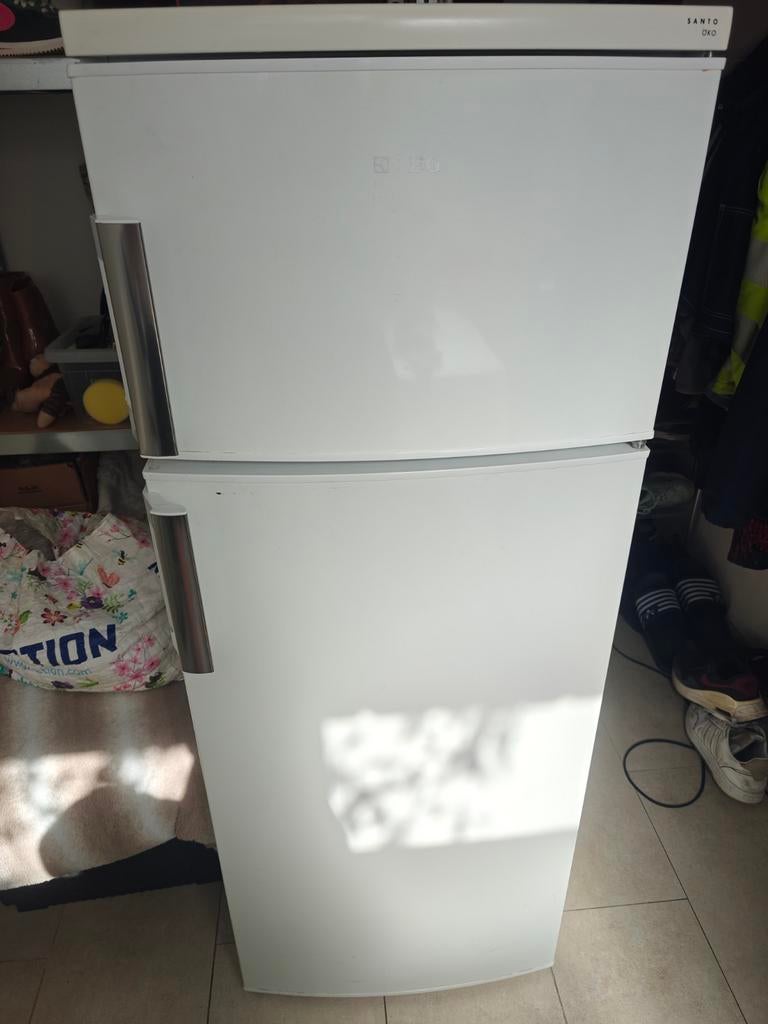 Koelkast te koop – in zeer goede staat, 120 tot 140 cm, 100 tot 150 liter, Ophalen of Verzenden, Zo goed als nieuw