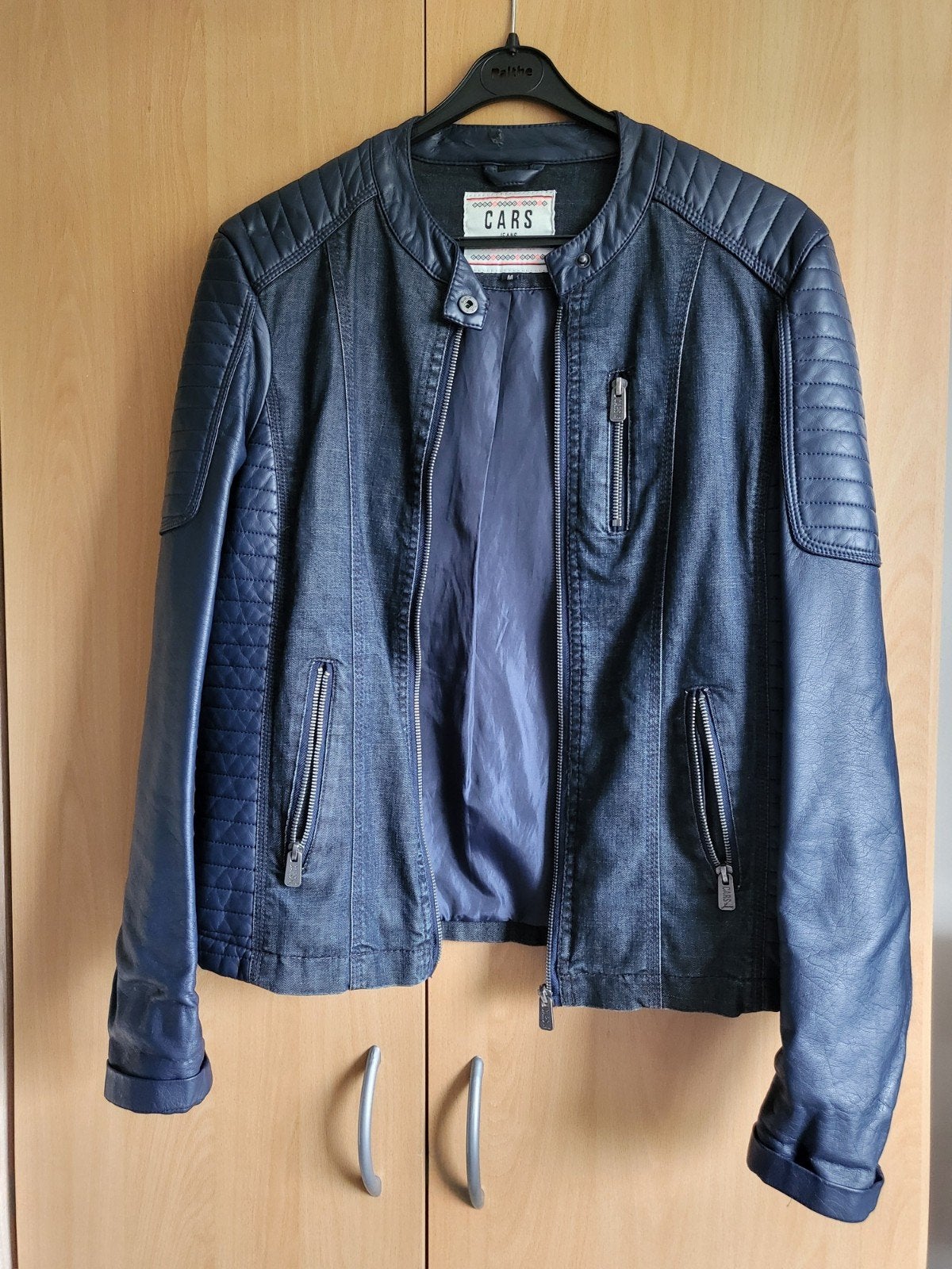 Cars Jeans spijkerjack met leren mouwen - Maat M, Blauw, Zo goed als nieuw, Cars Jeans, Ophalen