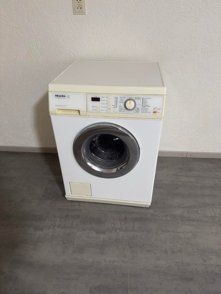 Miele SOFTTRONIC W 461 wasmachine, Witgoed en Apparatuur, Ophalen, Gebruikt, Voorlader, 85 tot 90 cm
