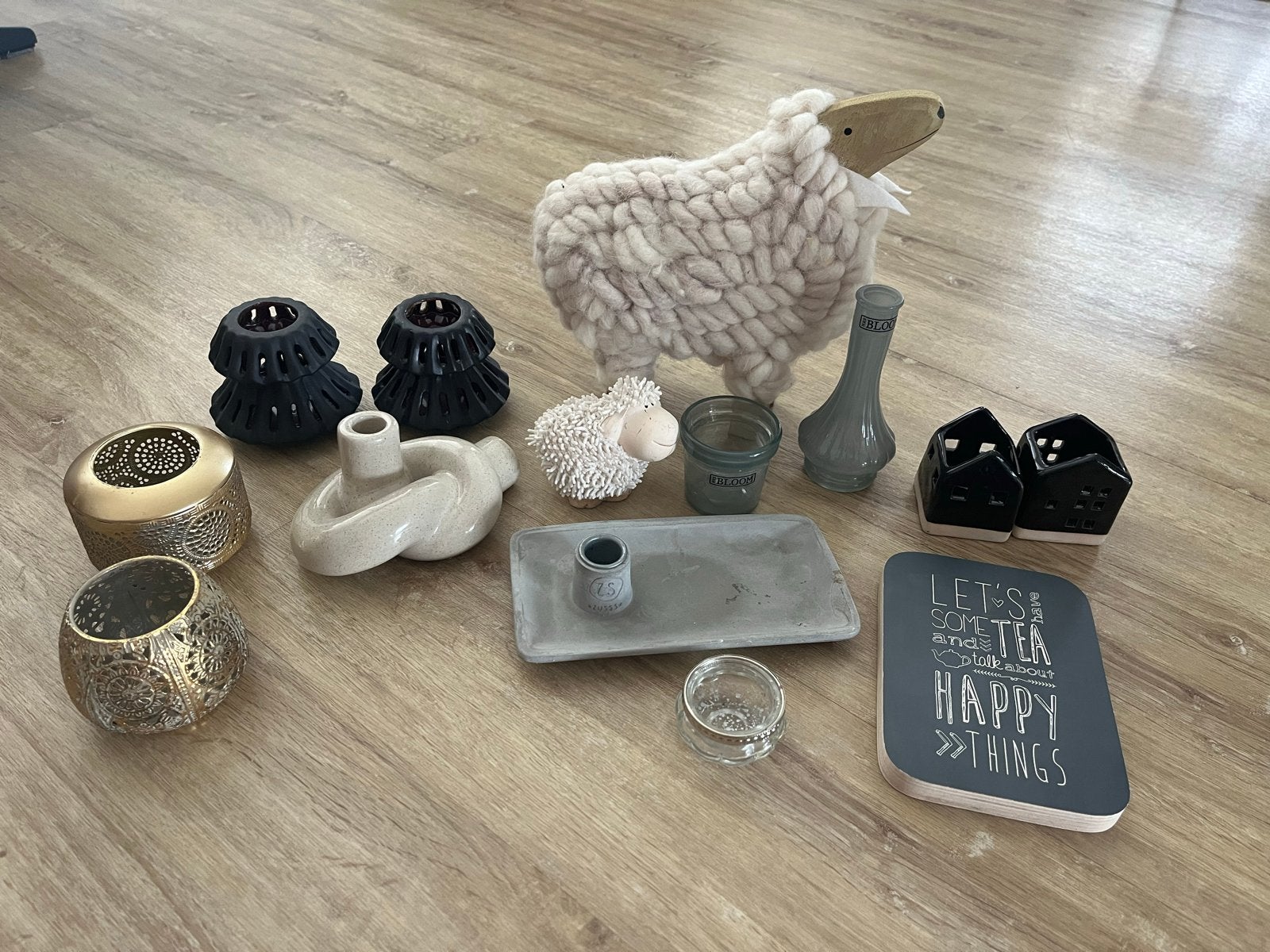 Diverse woonaccessoires: schaap, kaarshouders, decoratie, Ophalen, Gebruikt, Landelijk, Wit