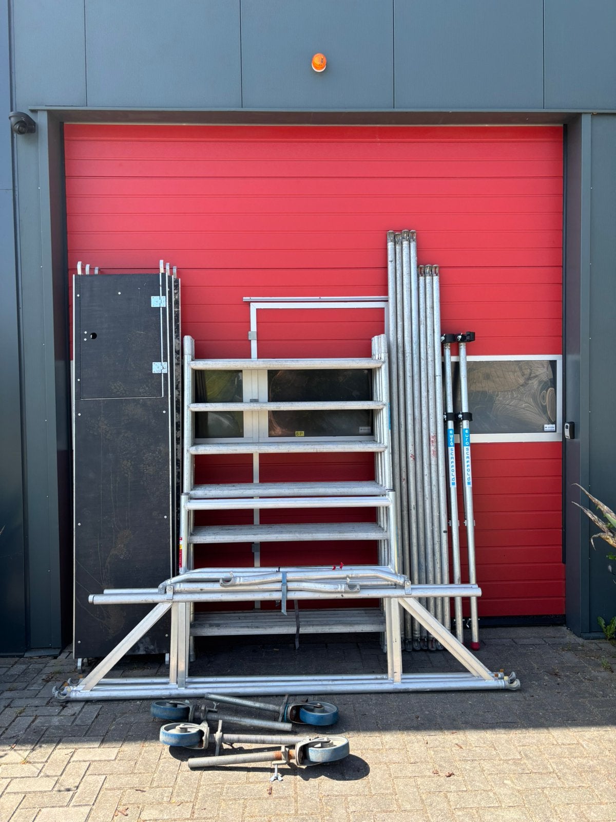 Euroscaffold rolsteiger 9.2 m wh fiberdeck te koop, Ophalen, Gebruikt, Poortingaverhuur@gmail.com, 5 meter of hoger