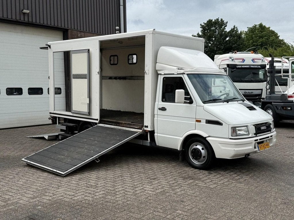 Iveco Daily 35-10.1 / Paardenwagen / Horsetruck / Paardenver, Euro 2, Gebruikt, 4 cilinders, Iveco
