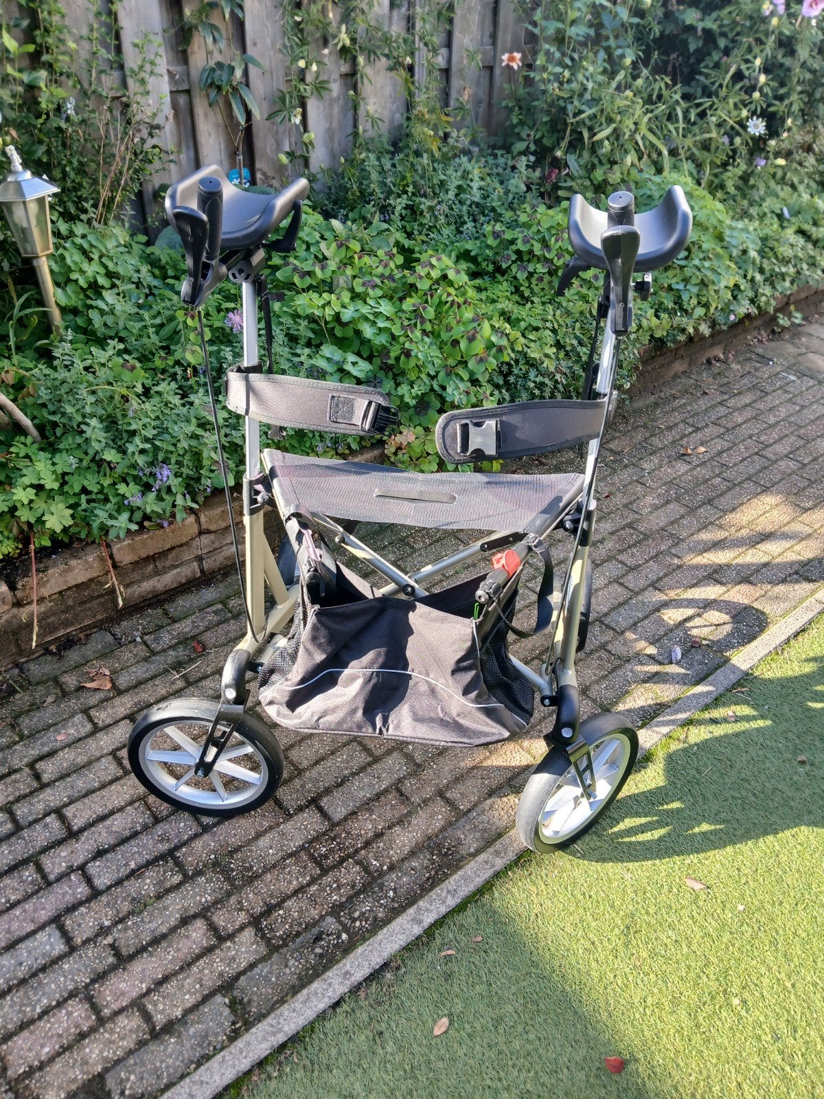 rollator navigator air maat L, Diversen, Ophalen, Lichtgewicht, Zo goed als nieuw