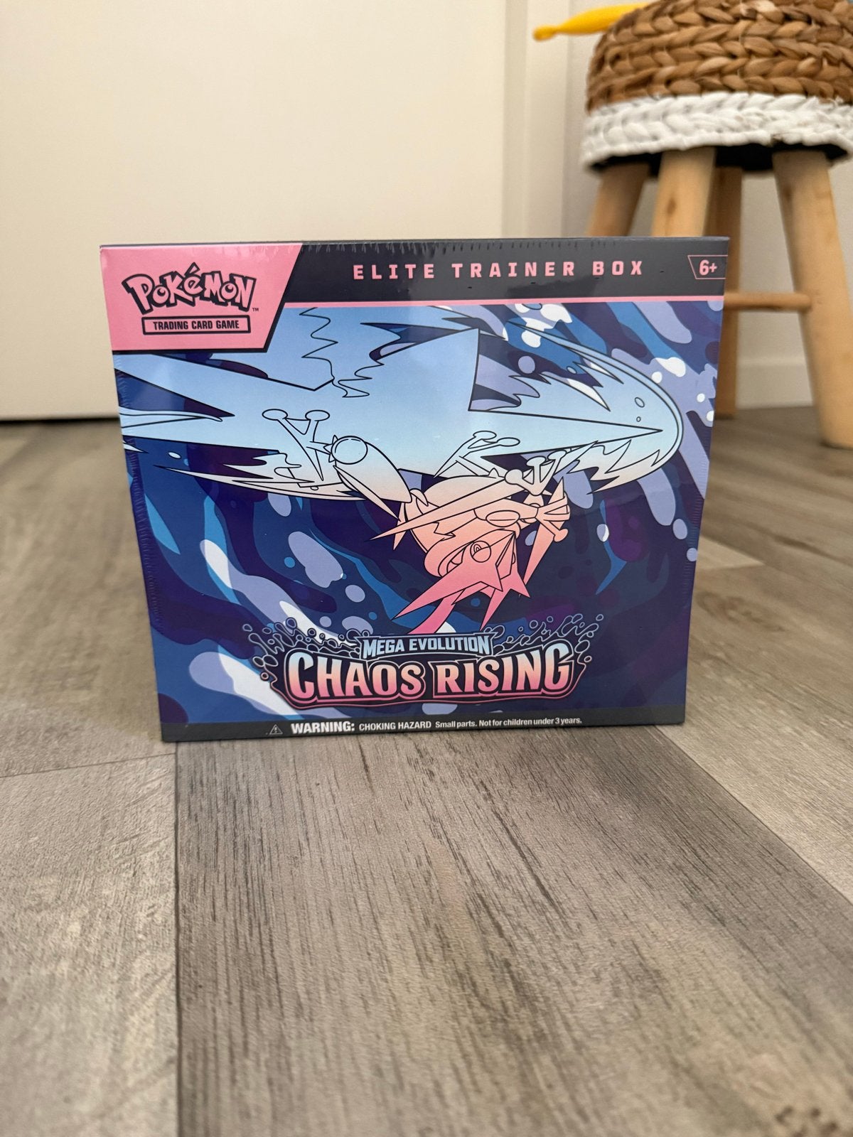 Pokémon Elite Trainer Box Mega Evolution Chaos Rising, Ophalen of Verzenden, Nieuw, Overige typen