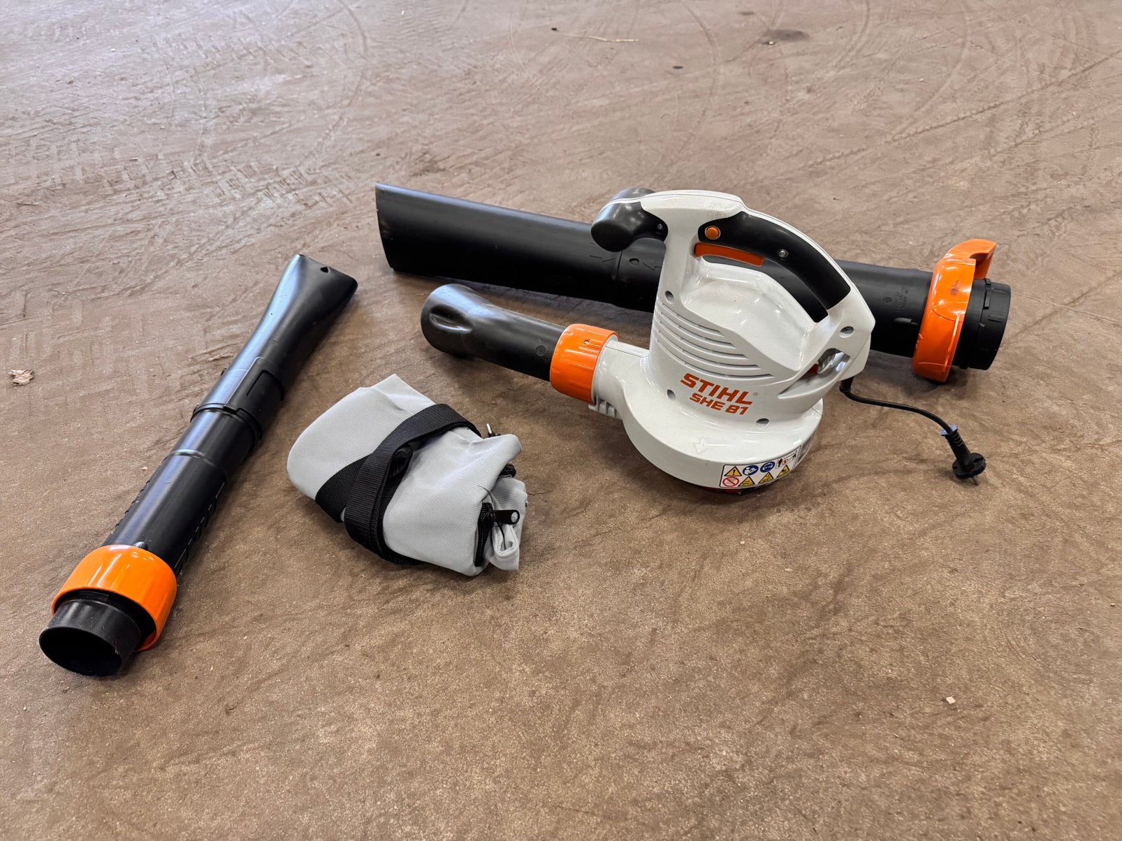 Zgan Stihl SHE81 blad blazer/zuiger, Ophalen, Met opvangzak, Handgedragen, Zo goed als nieuw