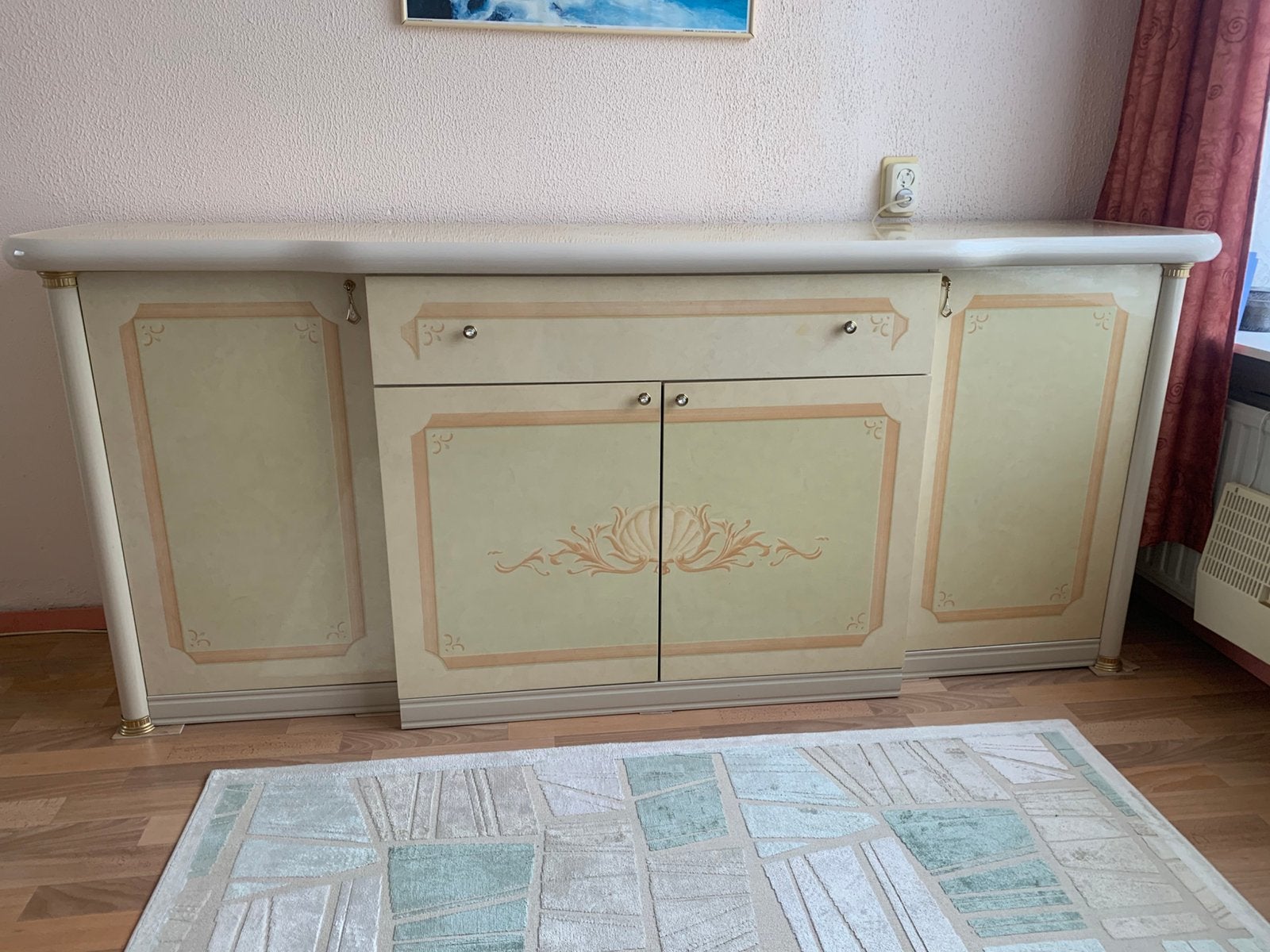 Dressoir italiaans hoogglans meubel, Huis en Inrichting, Kasten | Dressoirs, Zo goed als nieuw, 200 cm of meer, 50 tot 75 cm, Met lade(s)