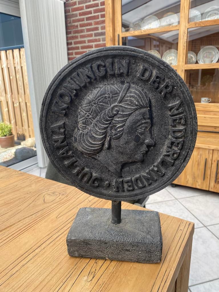 Ornament op voet, Ophalen of Verzenden, Zo goed als nieuw