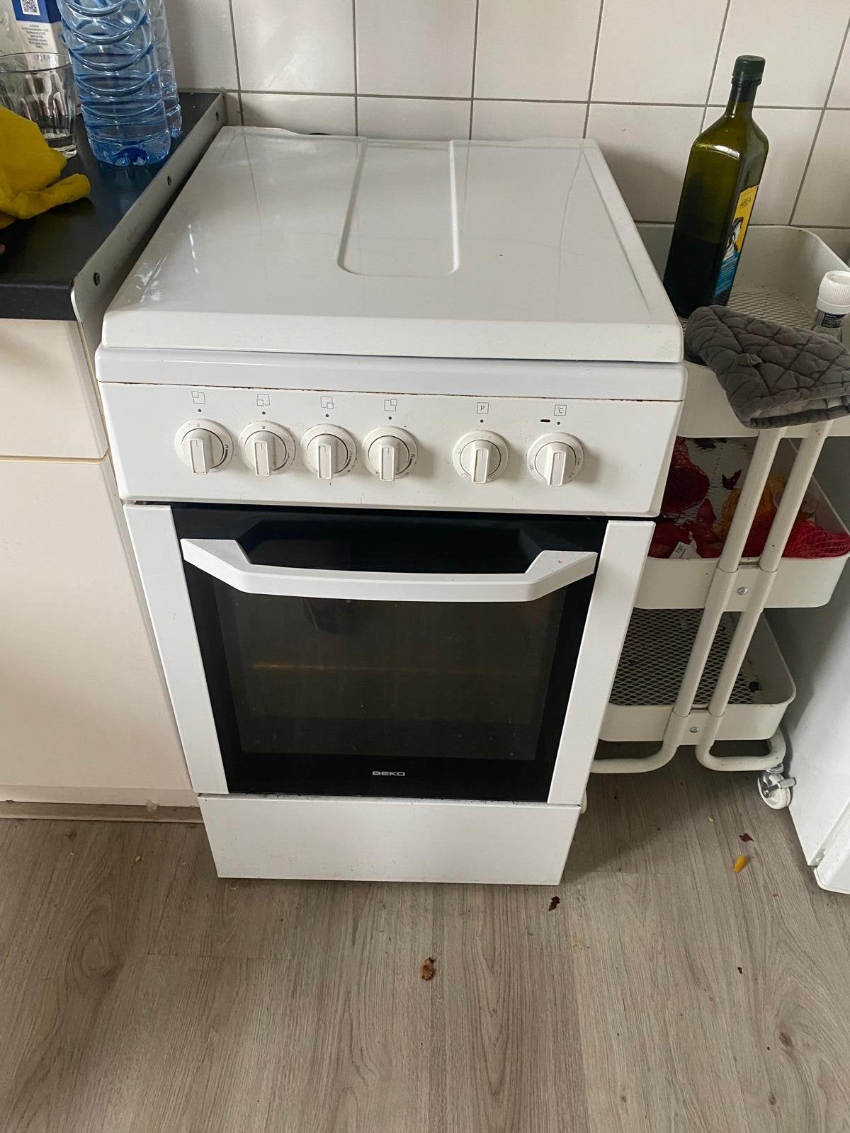 Beko Vrijstaand Gasfornuis met Oven, Ophalen, Gebruikt, 60 cm of meer, 4 kookzones