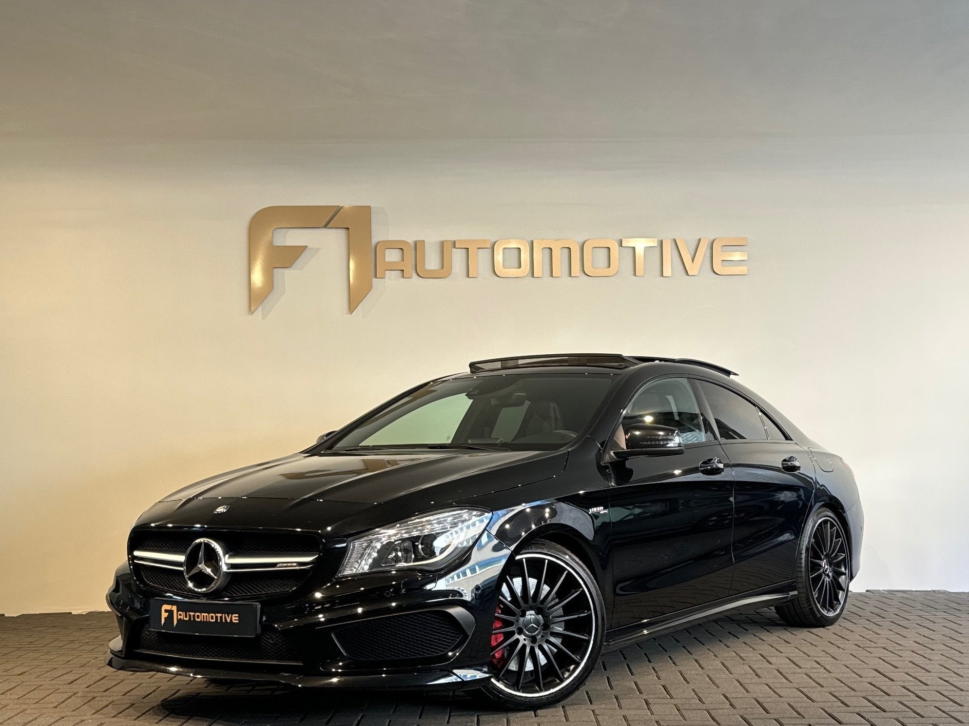 Mercedes-Benz CLA-klasse AMG 45 4MATIC Edition 1 Pano|Kuip, Automaat, CLA, Gebruikt, 4 cilinders