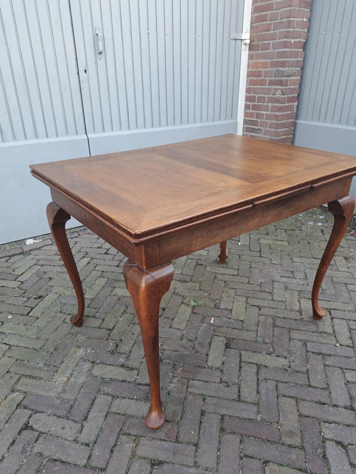 Antieke uitschuifbare eettafel met Queen Anne poten, Antiek en Kunst, Ophalen
