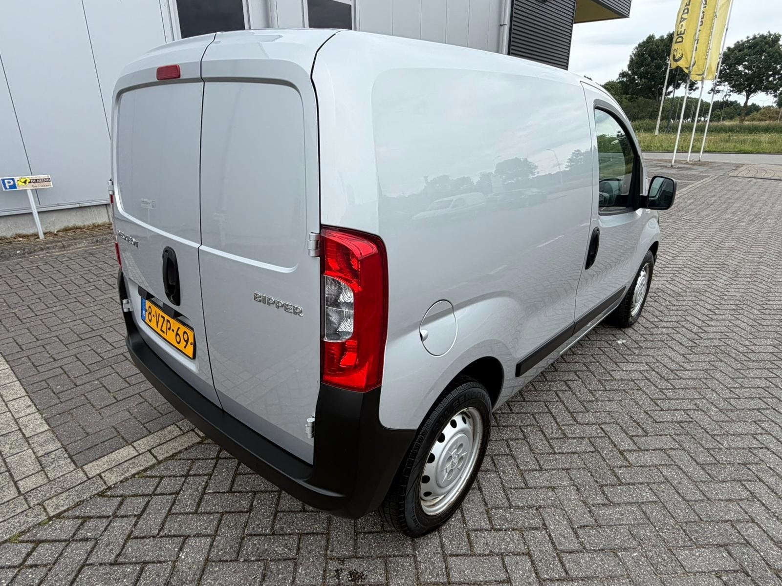 Peugeot Bipper 1.3 HDi XR Profit + carplay navigatie Airco A, Voorwielaandrijving, Euro 5, Gebruikt, 4 cilinders