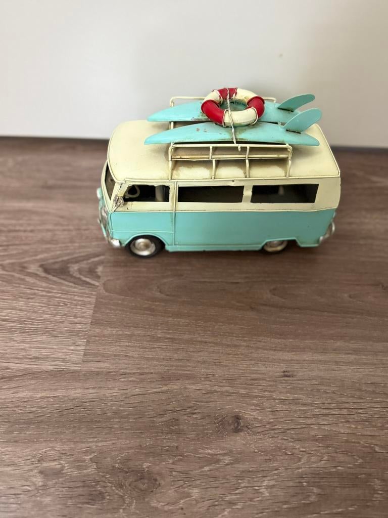 2 metalen decoratie auto’s, Huis en Inrichting, Ophalen of Verzenden, Gebruikt