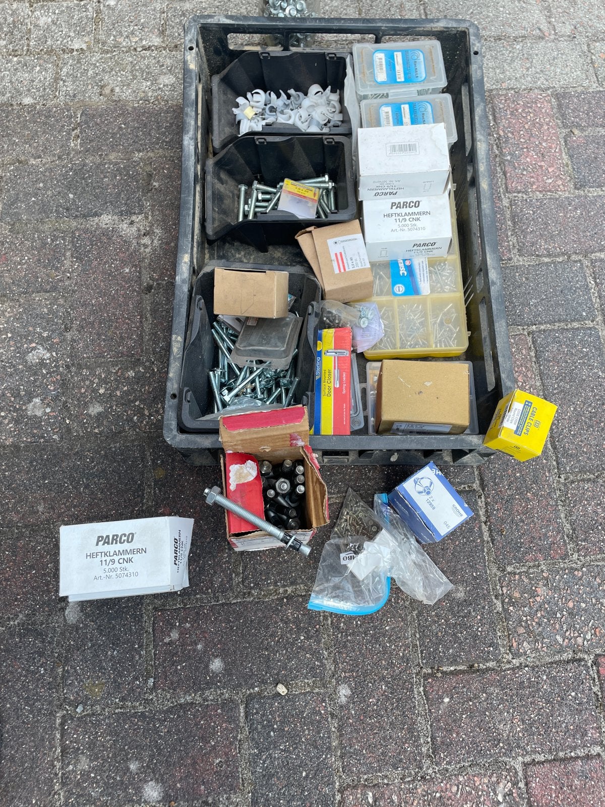 Diverse bevestigingsmaterialen: bouten, moeren, schroeven, Ophalen of Verzenden, Gebruikt, Minder dan 50 mm, Bouten of Moeren