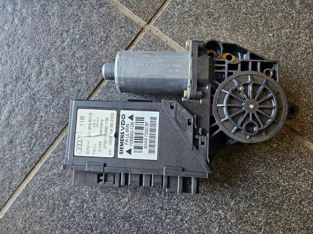Audi A4 B6 Ruitmotor met Deurmodule 8E0 959 801B, Ophalen of Verzenden, Gebruikt, Audi