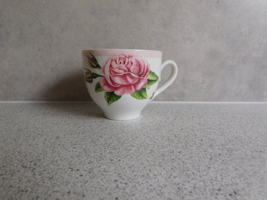 Kopje A Roses Janneke Brinkman JBS, Overige merken, Ophalen of Verzenden, Zo goed als nieuw, Overige stijlen