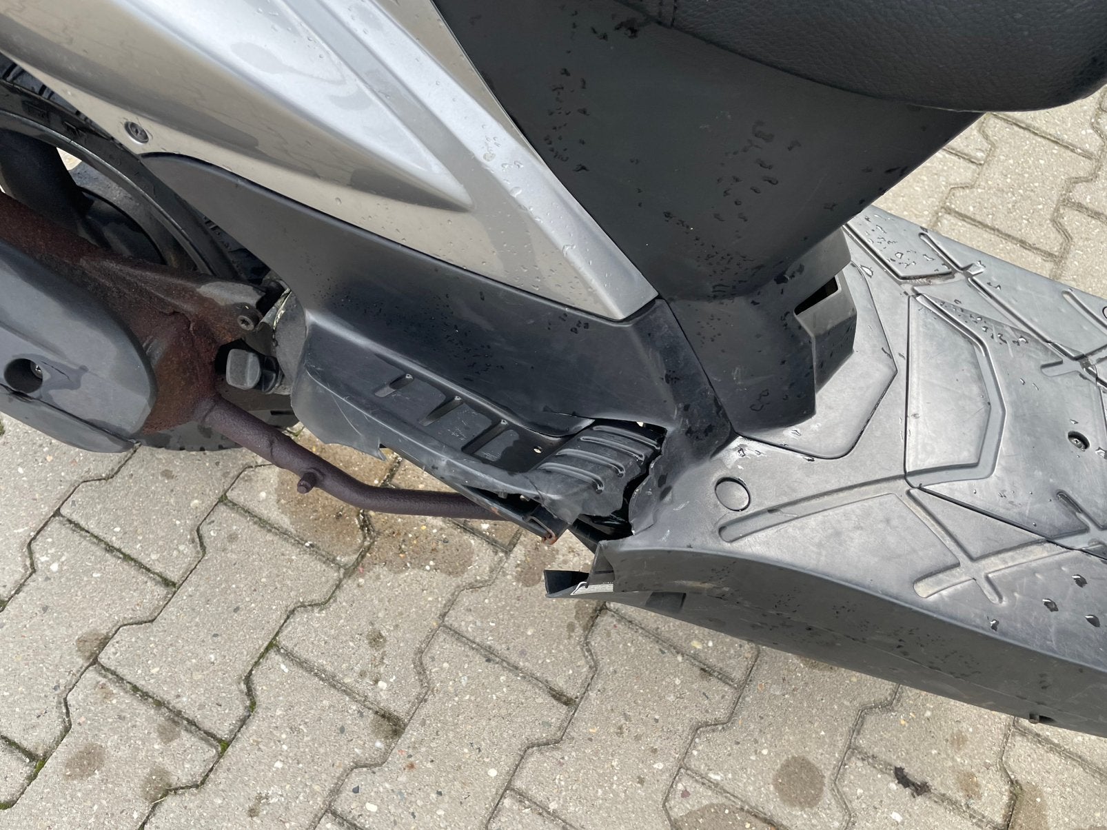 3 scooters, Fietsen en Brommers, Ophalen, Gebruikt, Benzine, Agility