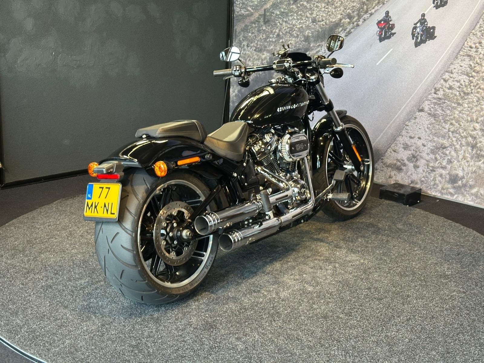 Harley-Davidson FXBR BREAKOUT (bj 2019), Laan van Vredenoord 33
2289 DA  RIJSWIJK, NL, Bedrijf, Overig, Sales@harleydavidsonrotterdam.nl