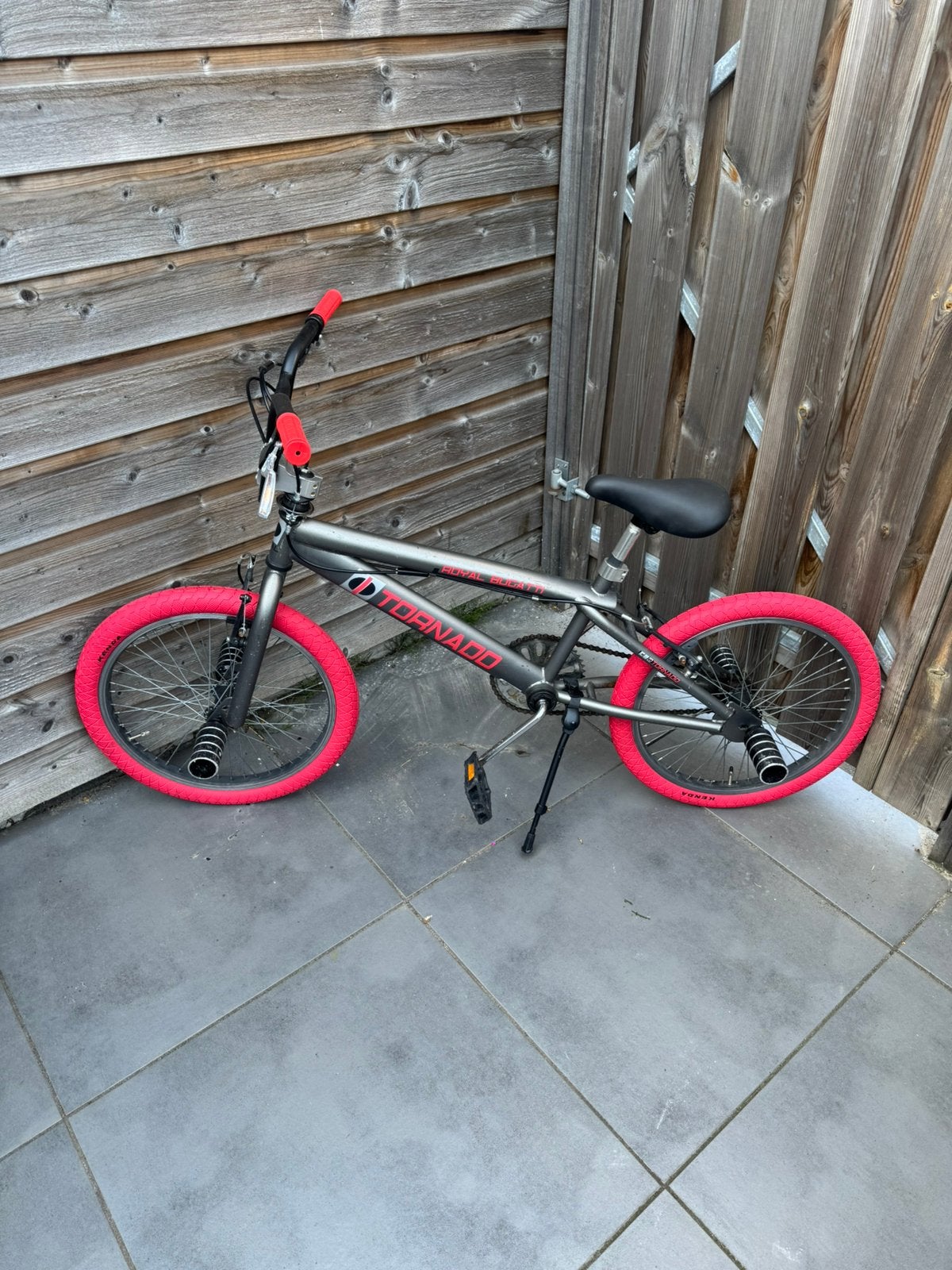 BMX Royal Buggati Tornado Crossfiets Stuntfiets 20” Uniek!, Ophalen, Aluminium, Voetsteunen, 16 tot 20 inch