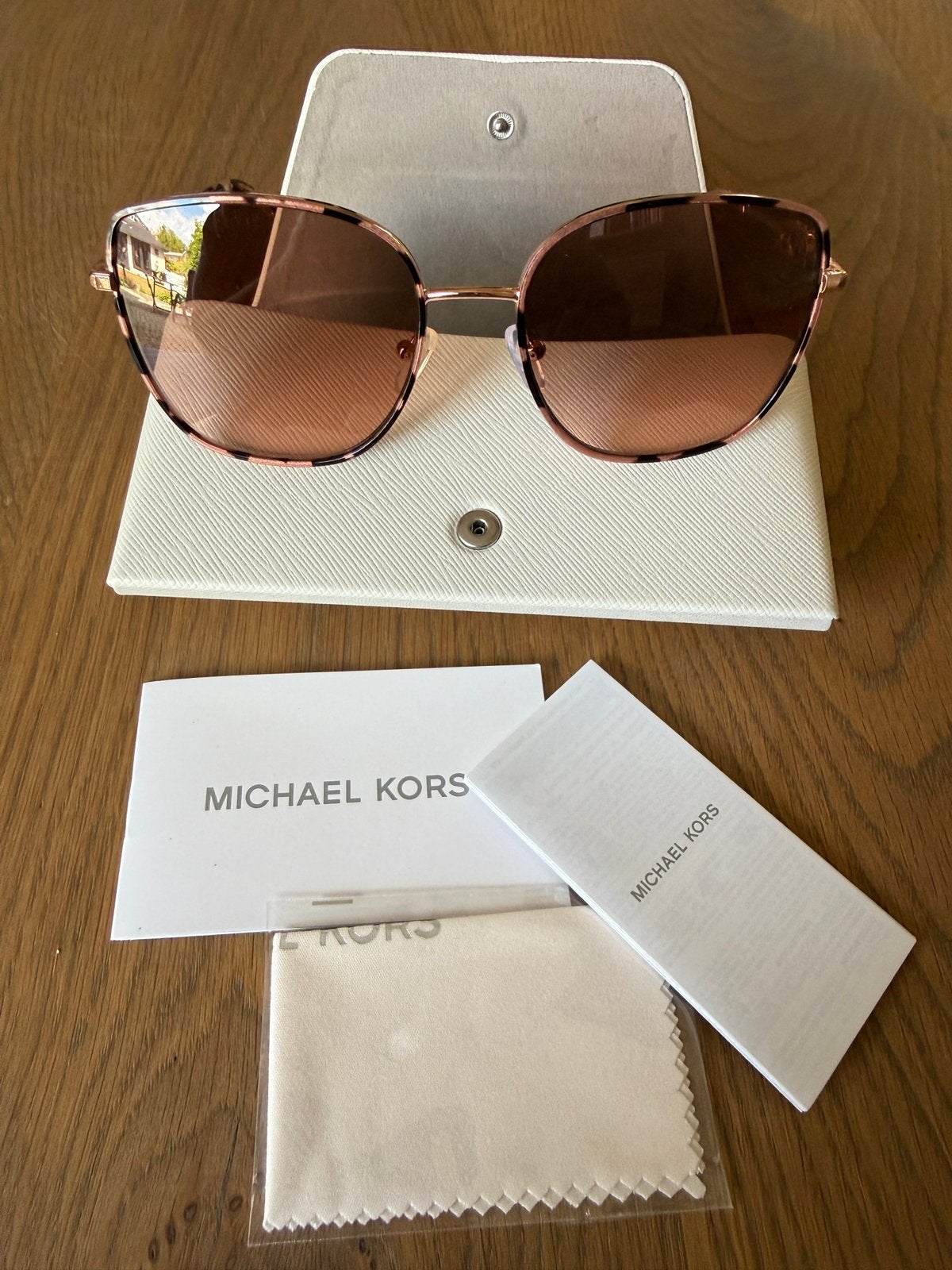 Michael Kors zonnebril, Sieraden, Tassen en Uiterlijk, Zonnebrillen en Brillen | Dames, Ophalen of Verzenden, Zo goed als nieuw