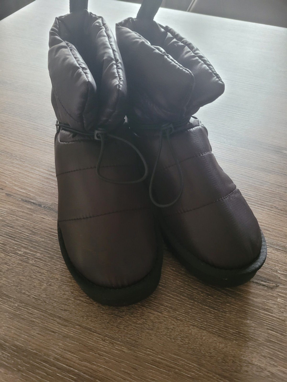 Zwarte dames/meisjes boots - Maat 37, Ophalen of Verzenden, Zo goed als nieuw, Zwart, Lage of Enkellaarzen
