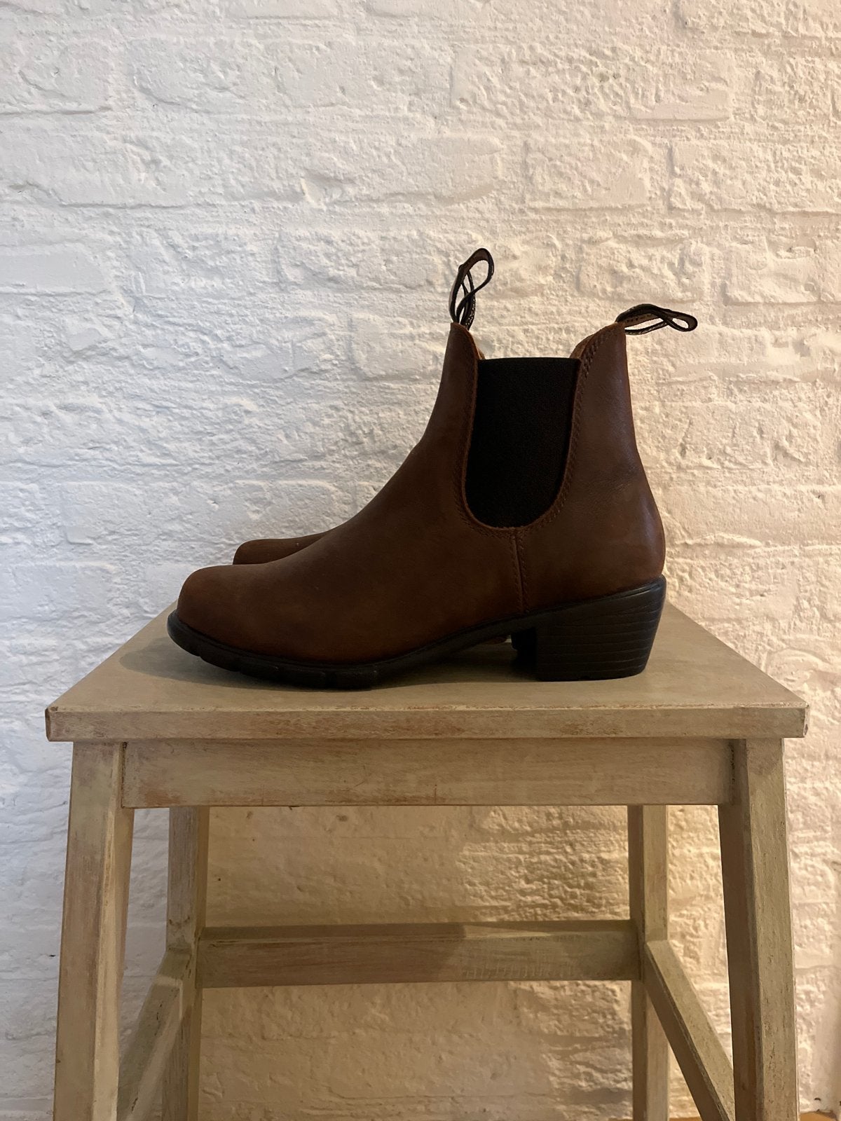 Blundstone dames schoenen maat 38 - Nieuw, bruin, Ophalen of Verzenden, Nieuw, Bruin, Lage of Enkellaarzen