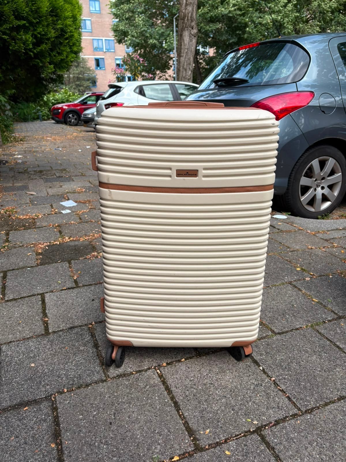 3 grote koffers van 100 liter max 35 kilo, Ophalen, Zo goed als nieuw, Hard kunststof, 70 cm of meer