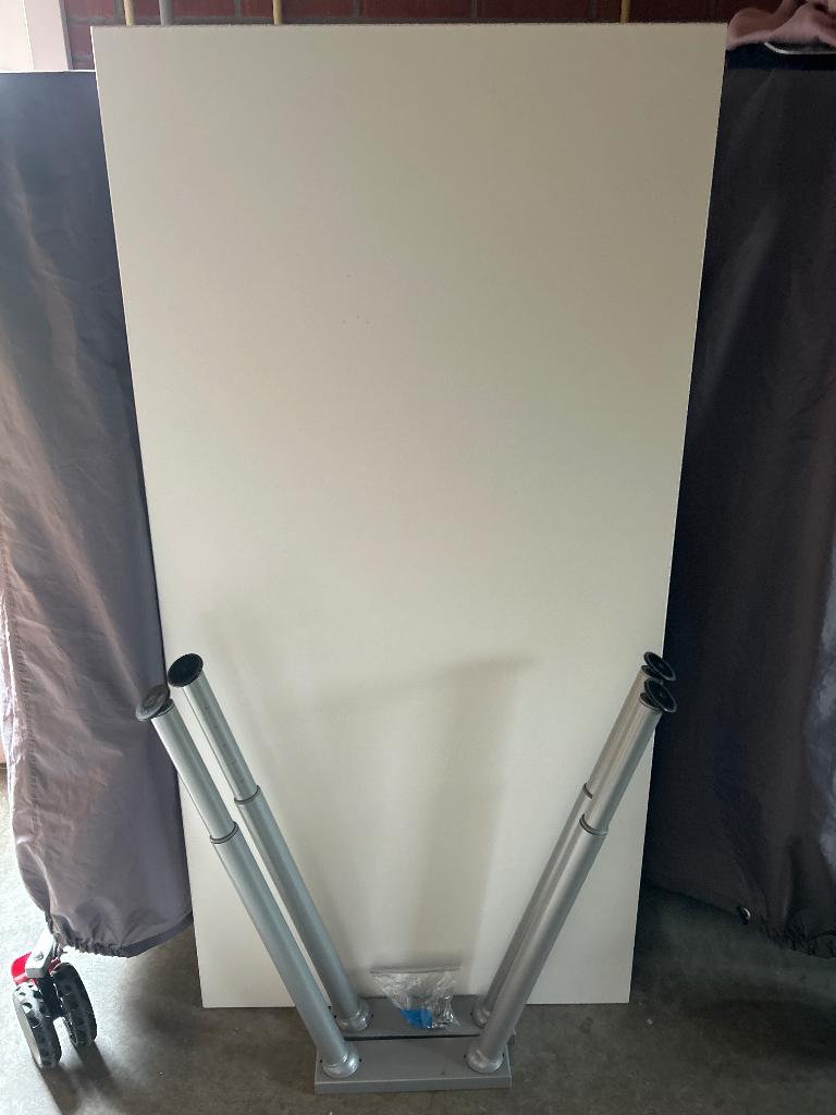 Bureau in hoogte verstelbaar, Ophalen, 160 cm, Scandinavisch, In hoogte verstelbaar