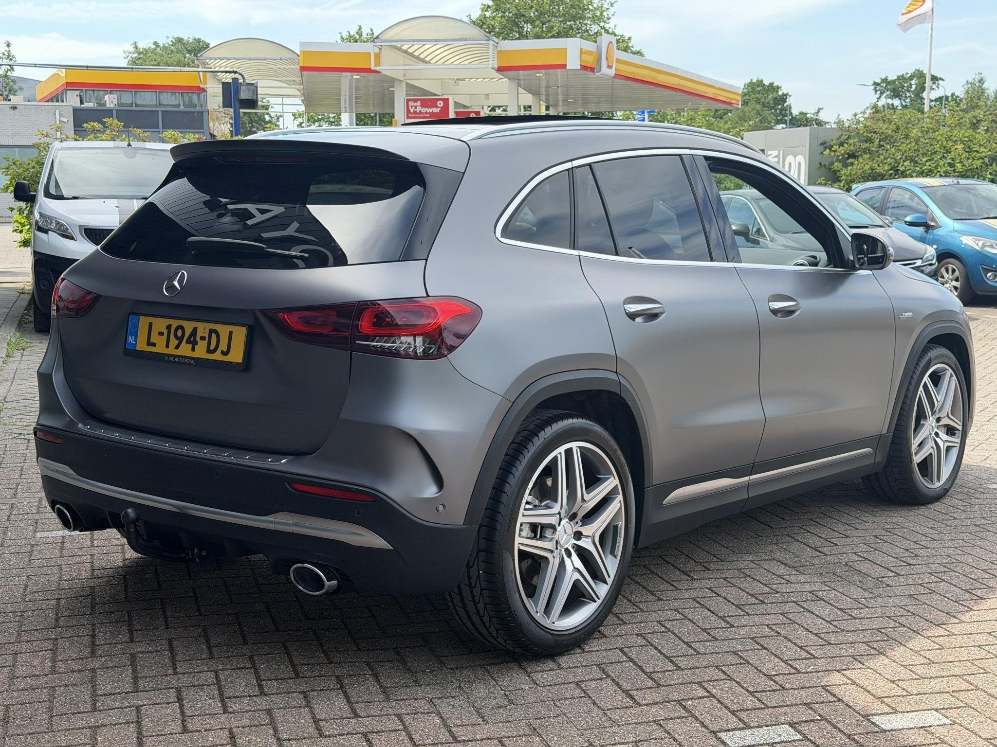 Mercedes-Benz GLA 35 AMG 4MATIC BURMESTER | PANO | TREKHAAK, Auto's, Automaat, 4 cilinders, Leder en Stof, Vierwielaandrijving