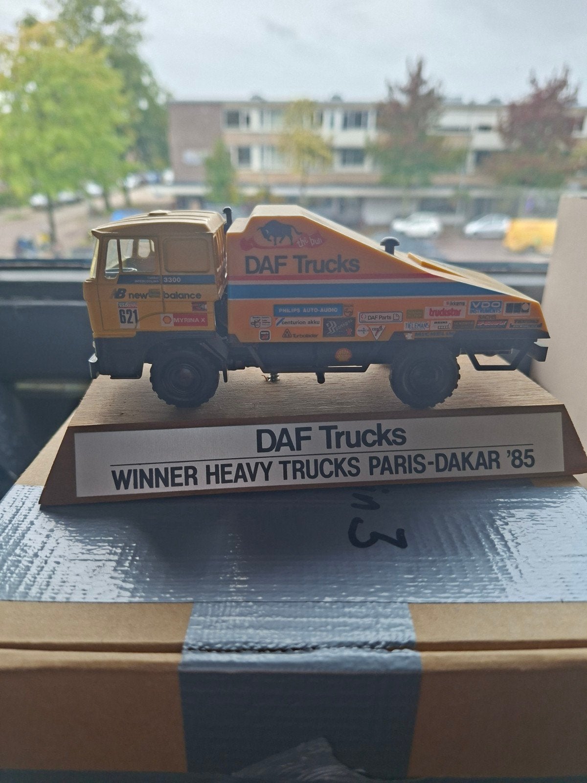 DAF Trucks Paris-Dakar ' schaalmodel en collectie, Ophalen of Verzenden, Gebruikt, Bus of Vrachtwagen