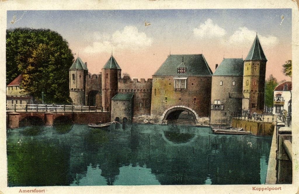 Amersfoort - Koppelpoort - volk boot - 1918 gelopen, Ophalen of Verzenden, Voor 1920, Gelopen, Utrecht