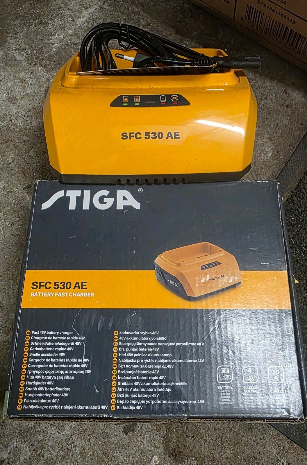 Nieuwe Stiga SFC530AE Acculader (2 stuks beschikbaar), Ophalen of Verzenden, Nieuw