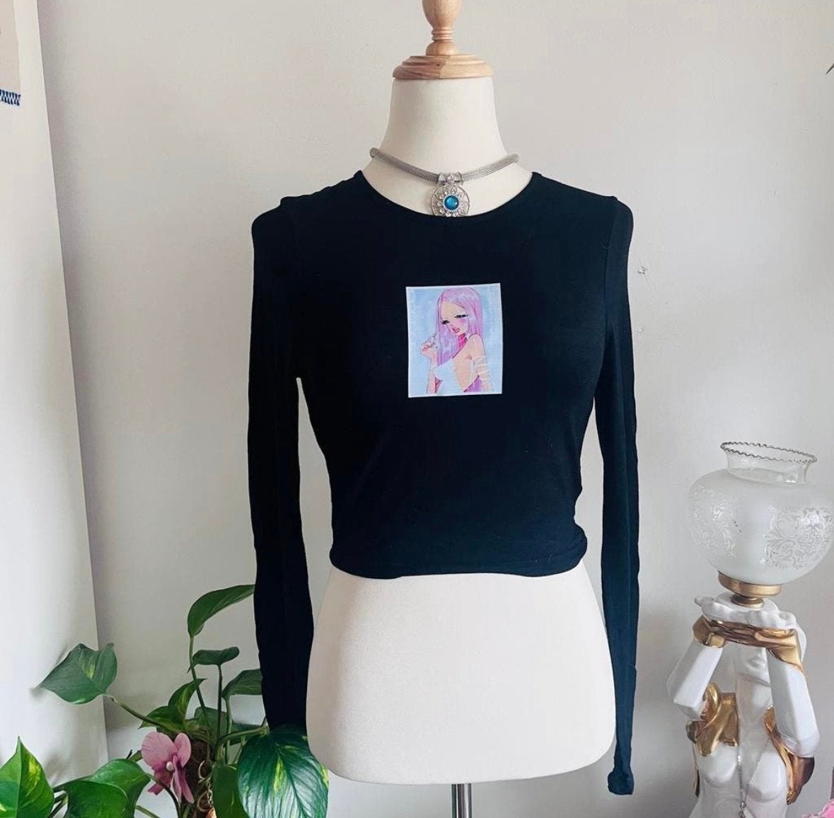 Zwarte crop top met lange mouwen en anime print, Kleding | Dames, Zwart, Ophalen of Verzenden, Zo goed als nieuw, Lange mouw