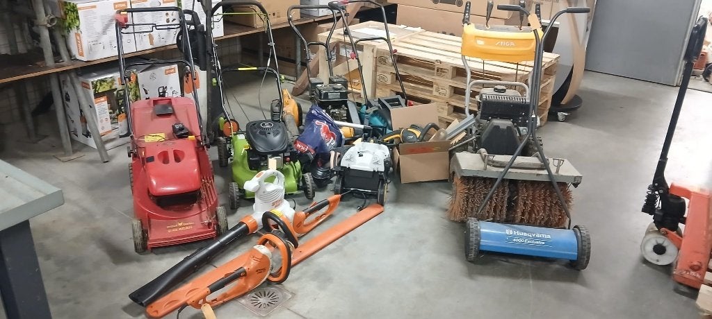 Partij tuinmachines met werk Stihl Stiga Wolf Husqvarna, Ophalen, Gebruikt, Overige soorten, STIHL