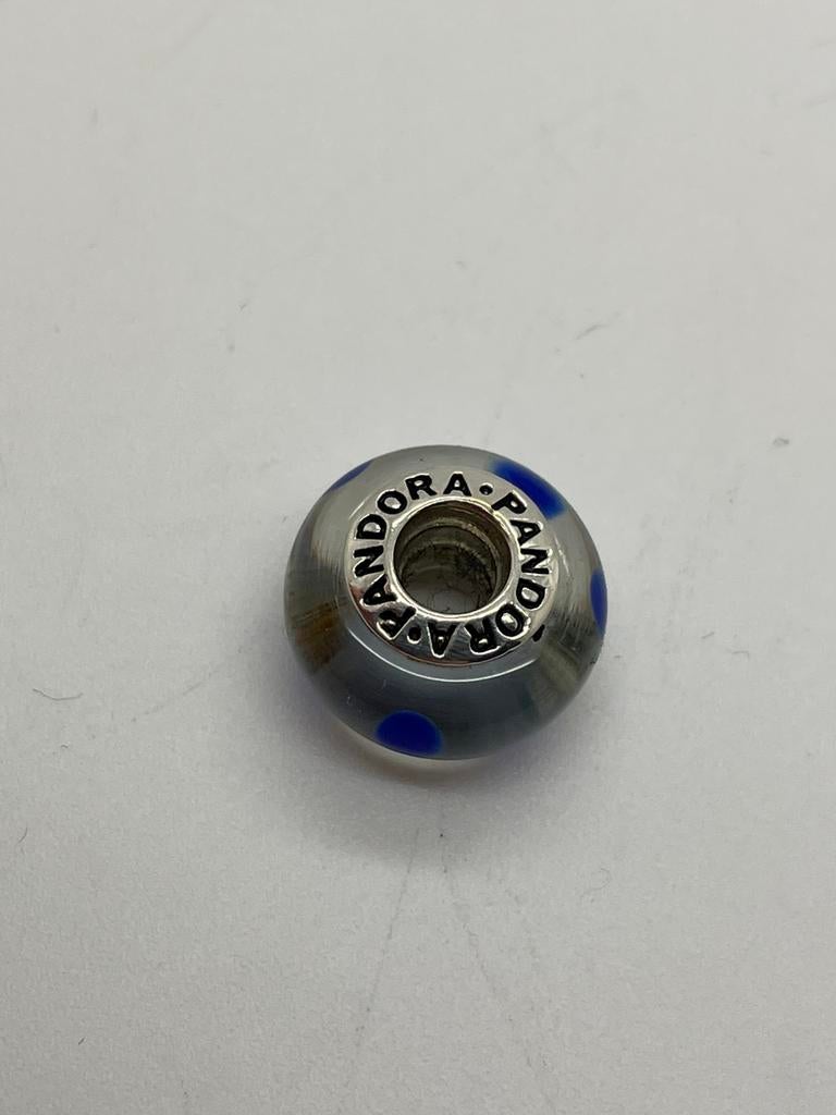 D376 Pandora zilveren glaslraal wit blauwe stip, Sieraden, Tassen en Uiterlijk, Bedels, Pandora, Ophalen of Verzenden, X, Zilver