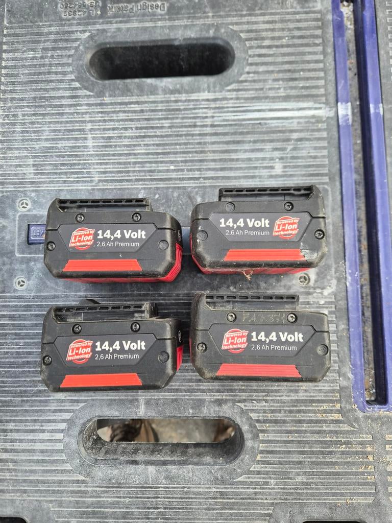 4x Bosch Blauw 14.4V Li-Ion Accu's 2.6Ah Premium, Ophalen of Verzenden