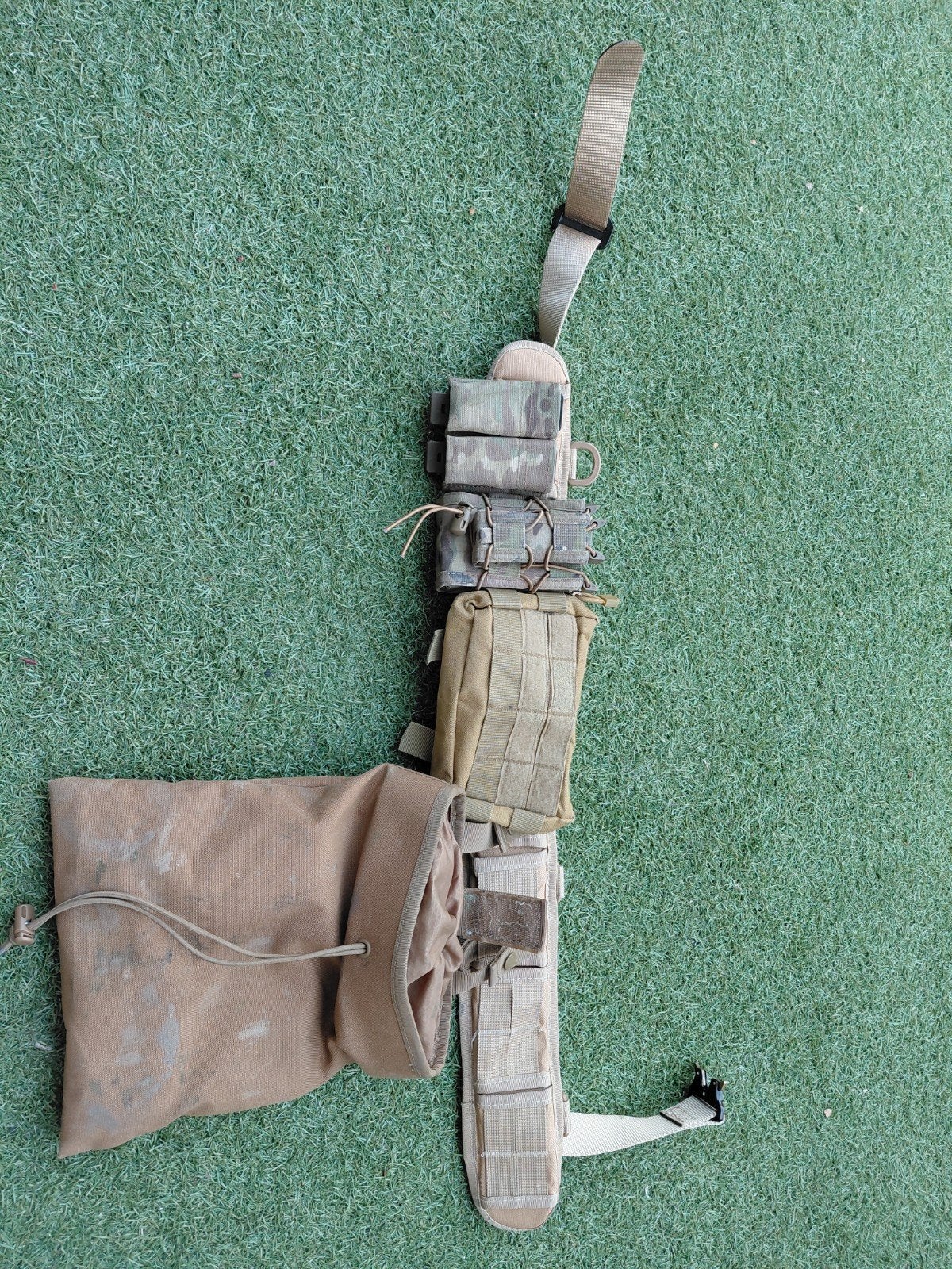 Leuke tactische riem 2, Verzamelen, Militaria | Algemeen, Ophalen of Verzenden, Landmacht, Nederland, Kleding of Schoenen