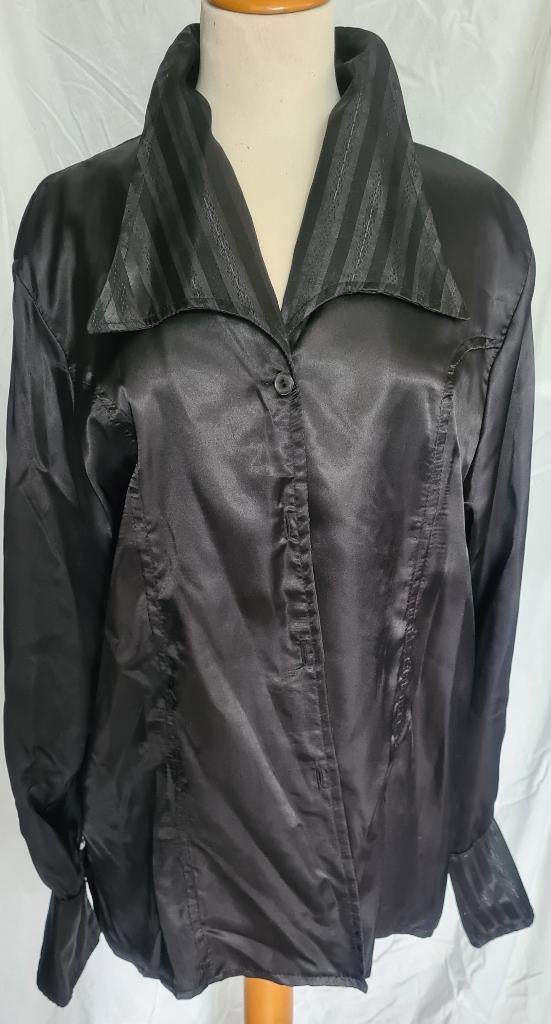 Dames zwarte glans bloes, mt 46-48 (even meten, Ophalen of Verzenden, Gedragen, Maat 46/48 (XL) of groter, Zwart