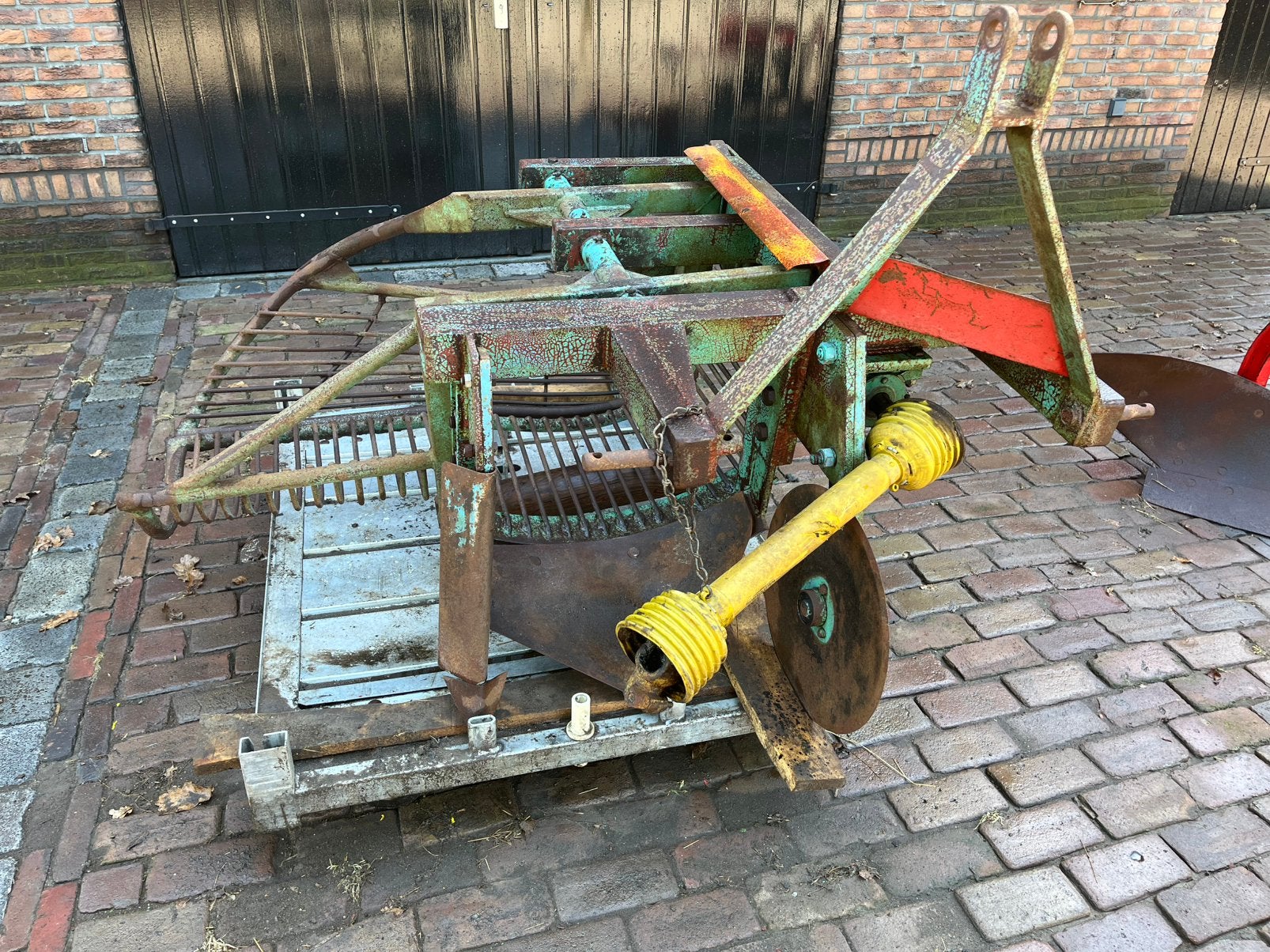 1 rijer aardappelrooier, Ophalen, Zo goed als nieuw