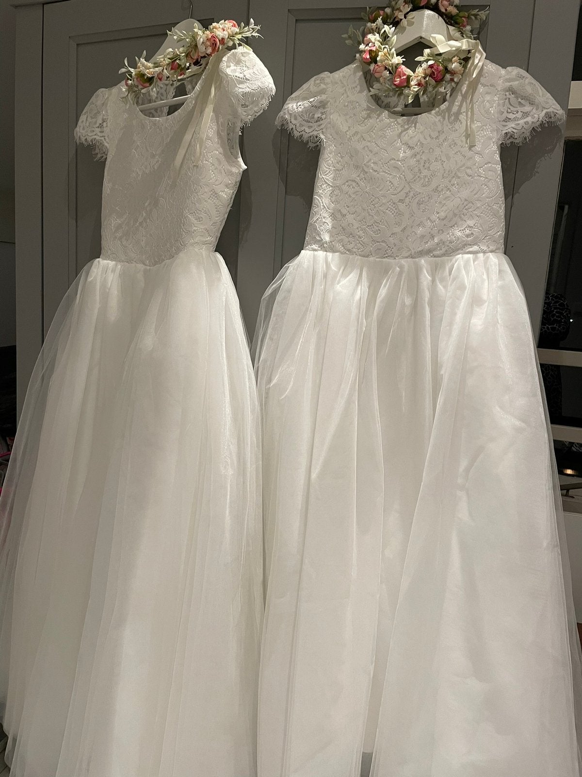 NIEUW Bruidsjurkjes bloemenmeisje tule kant maat 146 & 158, Kinderen en Baby's, Kinderkleding | Maat 146, Ophalen of Verzenden