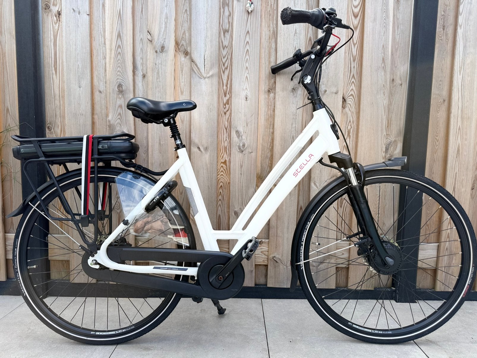Zgan! Stella Cosmo Elektrische Fiets 3692KM 630wh accu, Zo goed als nieuw, 51 tot 55 cm, 50 km per accu of meer, Ophalen