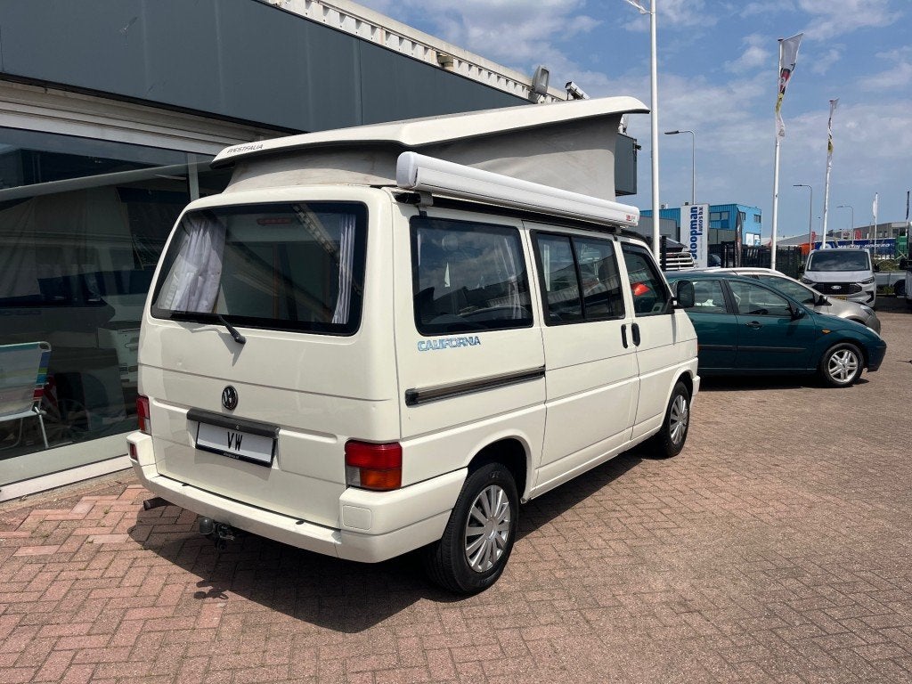 Westfalia  VW California 4 pers. Hefdak Standkachel Trekhaak, Buscamper of Camperbus, Westfalia Mobil GmbH, Bedrijf, Westfalia