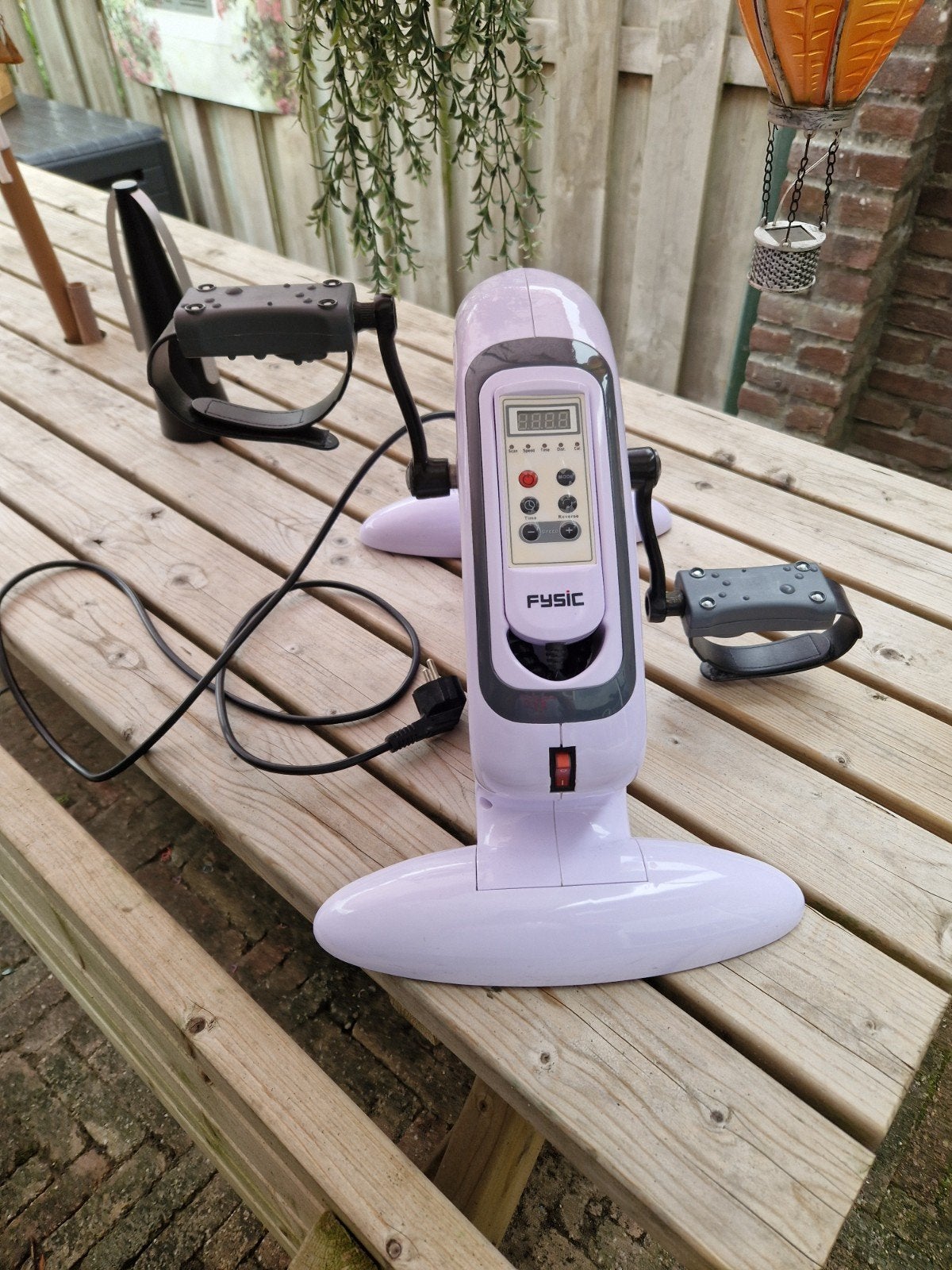Fysic FW-18 Mini Hometrainer / Stoelfiefb, Ophalen, Kunststof, Zo goed als nieuw, Stoelfiets