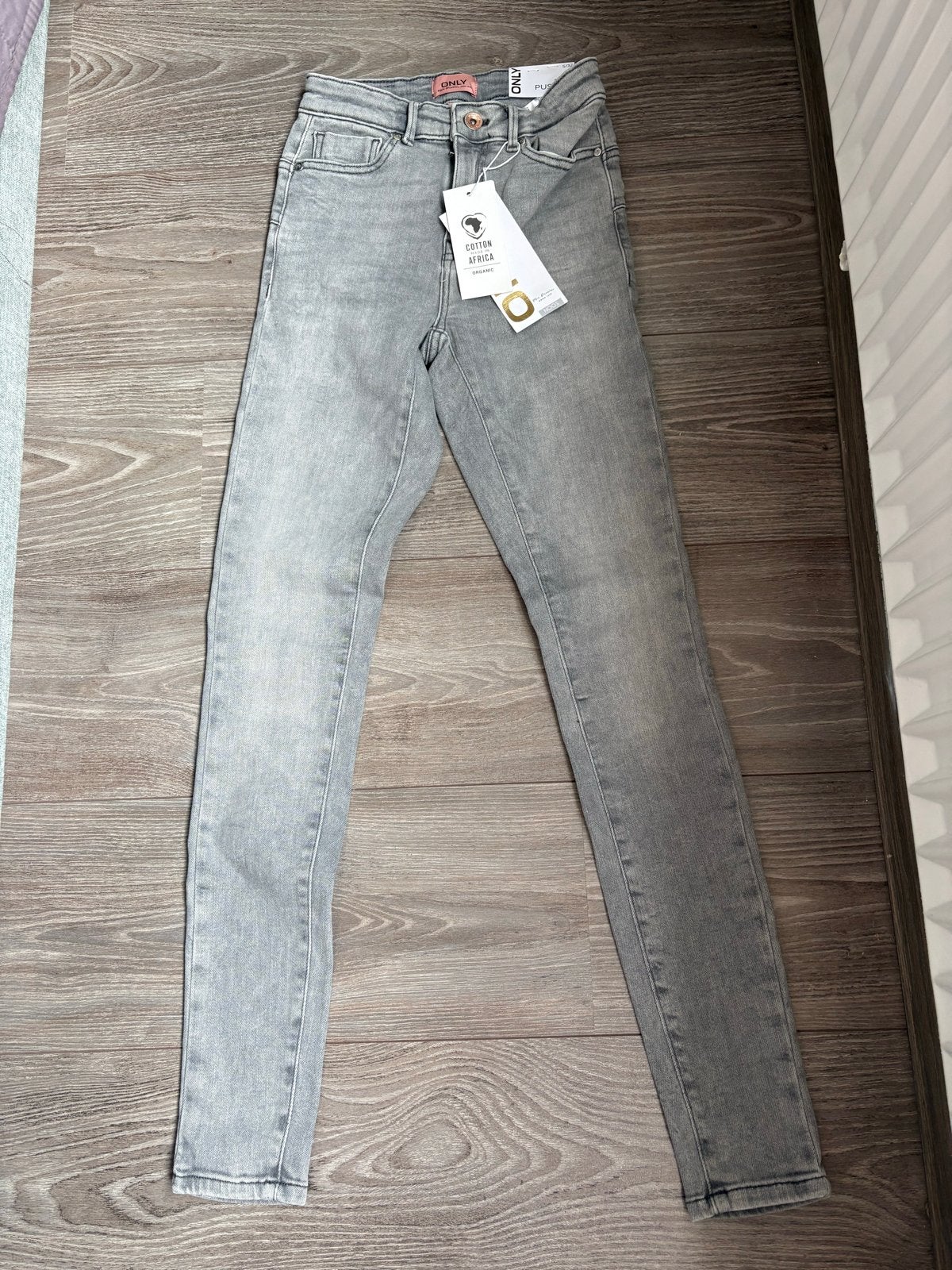Nieuwe Only Power Push Up Jeans - Grijs S/32, Ophalen of Verzenden, Nieuw, Grijs, W27 (confectie 34) of kleiner